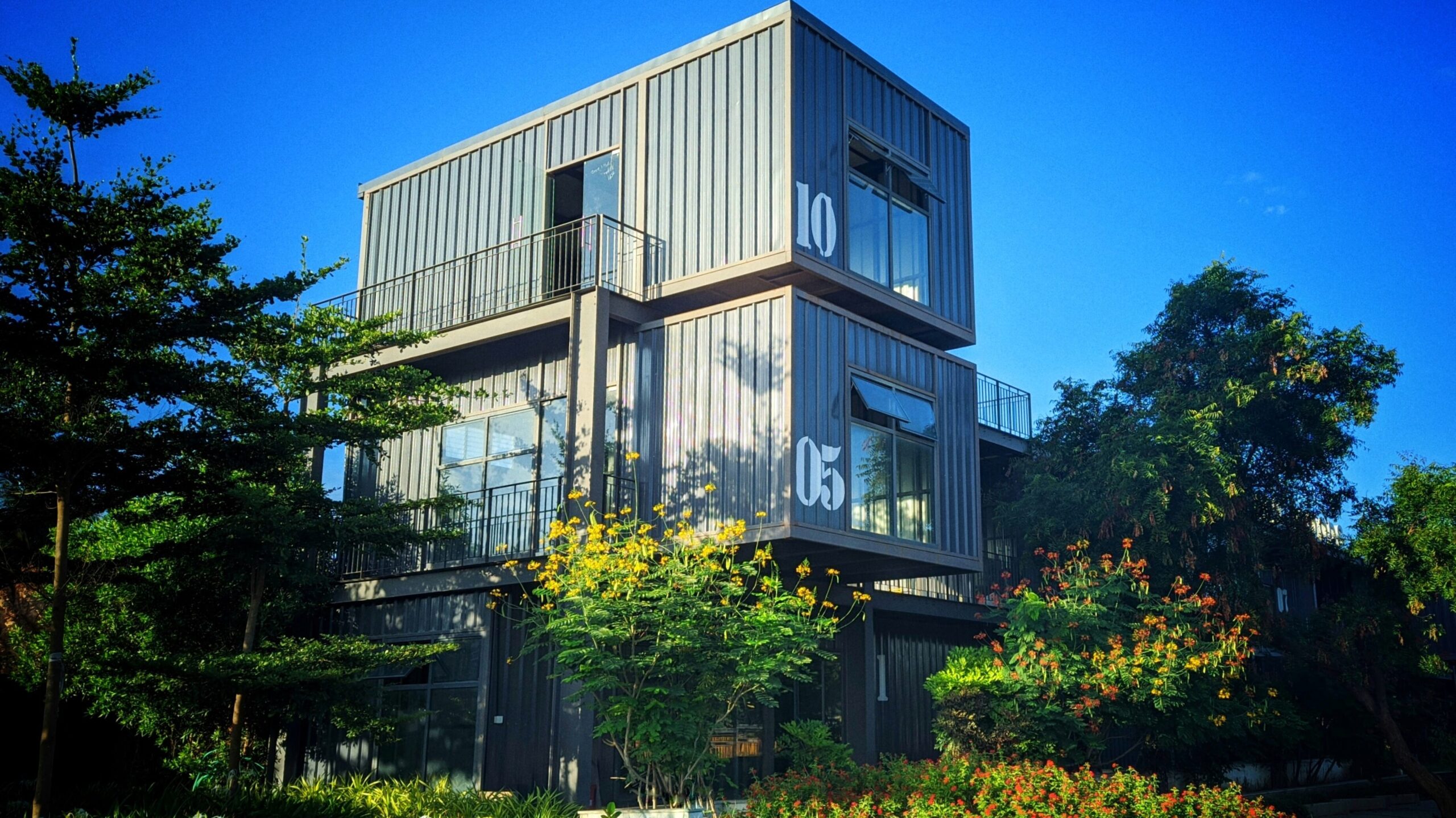 luxury container homes